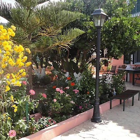 Apartman Alkmini Studio *